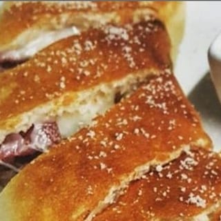 Classico Calzone