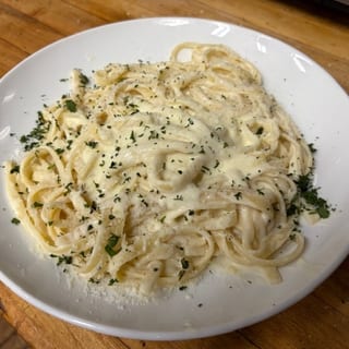 Fettuccine Alfredo